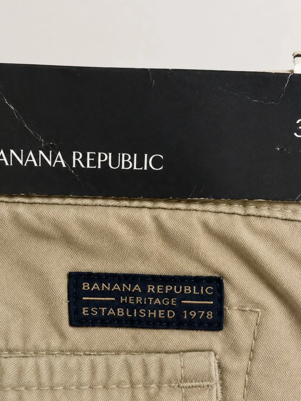 NWT Banana Republic Heritage Cargo Pants Men's 34x32 Khaki Utility Relaxed Fit